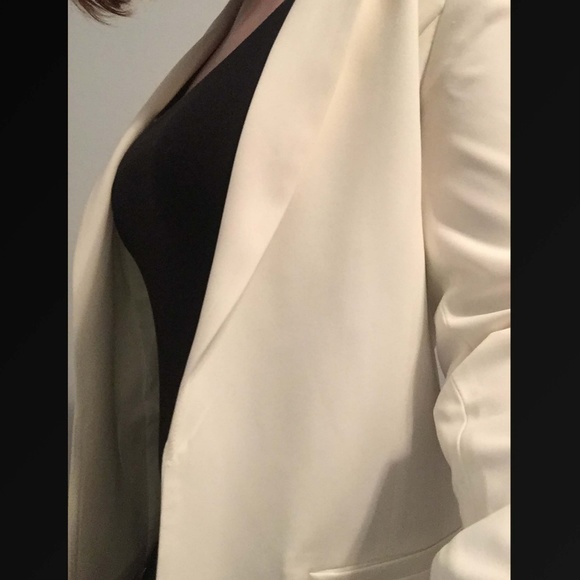 H&M Cream-Colored Blazer - Picture 1 of 5